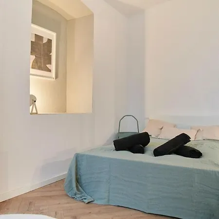 1 Bedroom - Zentral - Terrasse - Kaffee - Business - Wifi - Kueche *