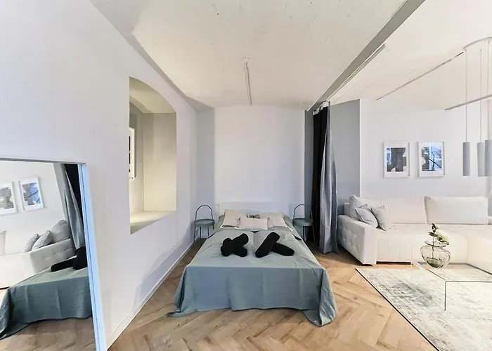 1 Bedroom - Zentral - Terrasse - Kaffee - Business - Wifi - Kueche