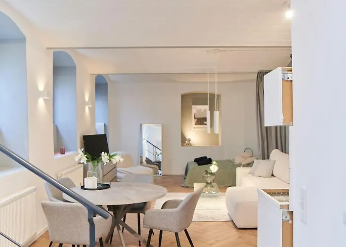 1 Bedroom - Zentral - Terrasse - Kaffee - Business - Wifi - Kueche 비스바덴