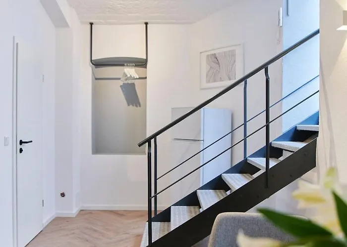 1 Bedroom - Zentral - Terrasse - Kaffee - Business - Wifi - Kueche * 비스바덴